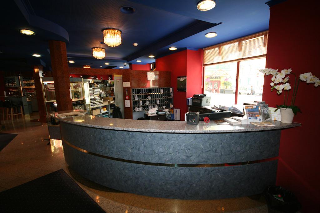 Hotel Regina Zurigo Esterno foto